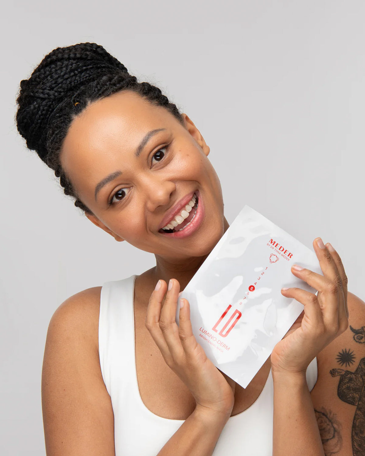 Lumino-Derm Brithening Sheet Mask - Aufhellende Maske - effektiv wirksam gegen übermäßige Pigmentierung